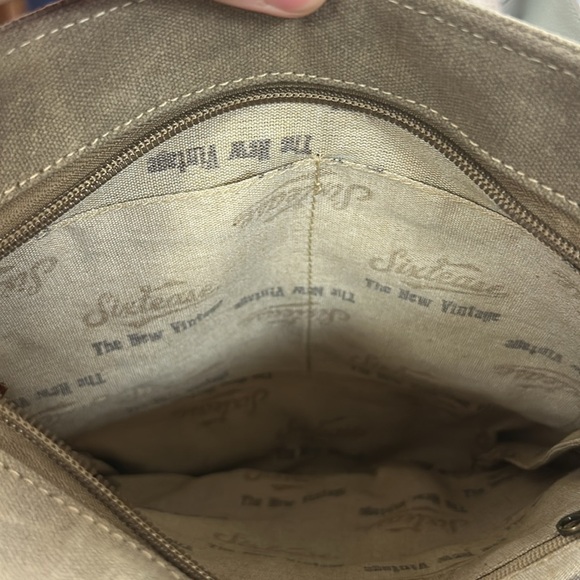 Multicolored Aztec Print Crossbody - Sixtease - Picture 8 of 9